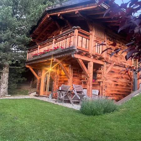 Barmadza Mazots De Charme Guest house